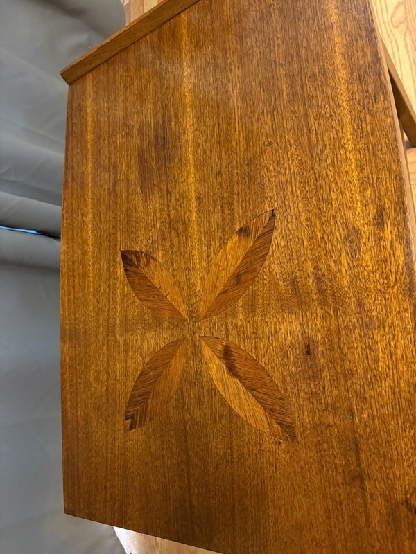 Lane Acclaim Walnut Surfboard Style Table with rosewood sunburst inlay gallery