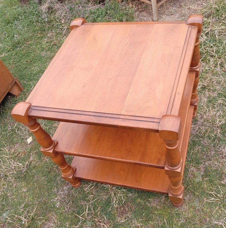 Mid Century Sprague & Carleton End Table / Side Table (ET588)