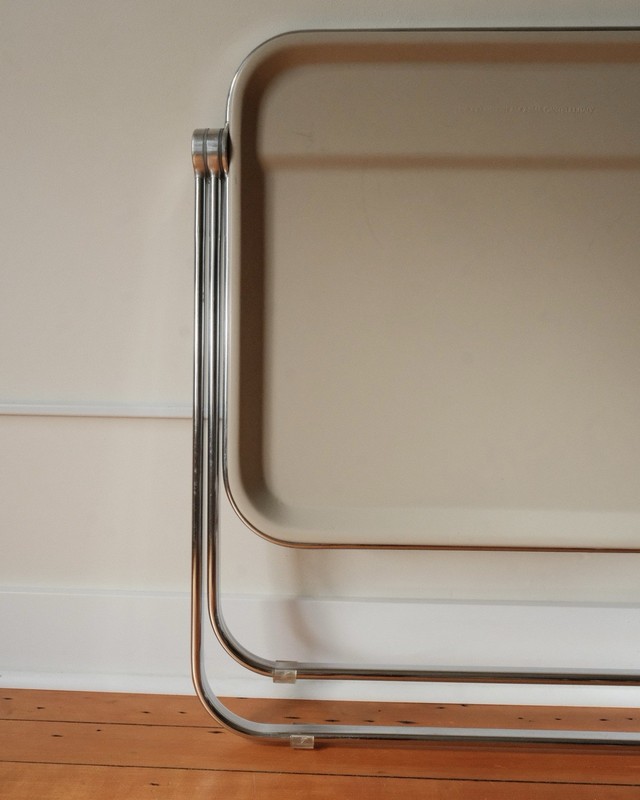 Rare ‘Platone' Folding Table by Giancarlo Piretti for Castelli, Italy 1970s gallery