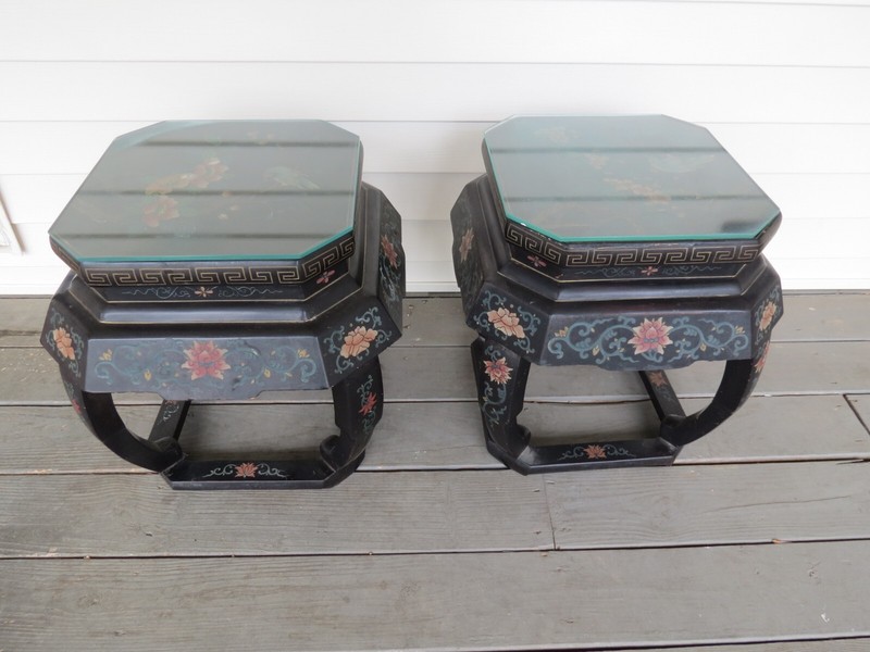 Pair Of Vintage Oriental Asian Hand Painted & Lacquered Bird & Flower Tables