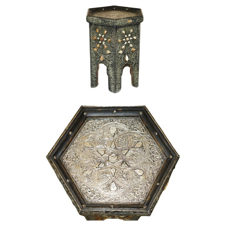 ANTIQUE INDIAN REPOUSSE PEWTER WITH STONE INLAID DETAILING SIDE LAMP WINE TABLE