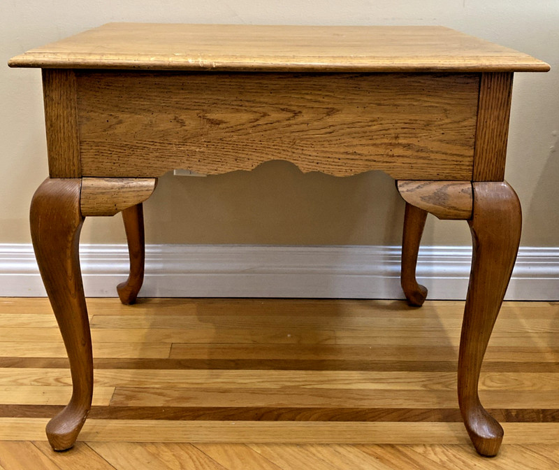 VINTAGE BROYHILL OAK WOOD QUEEN ANNE END SIDE TABLE NIGHTSTAND WITH DRAWER gallery