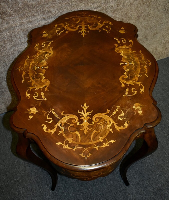Antique Inlaid Mahogany Renaissance Revival Turtle Top Table gallery