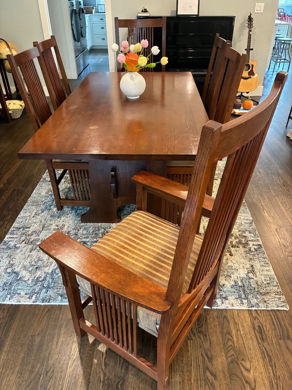 STICKLEY MISSION OAK TRESTLE DINING ROOM TABLE SET WITH SPINDLE ARM/ SIDE CHAIRS gallery