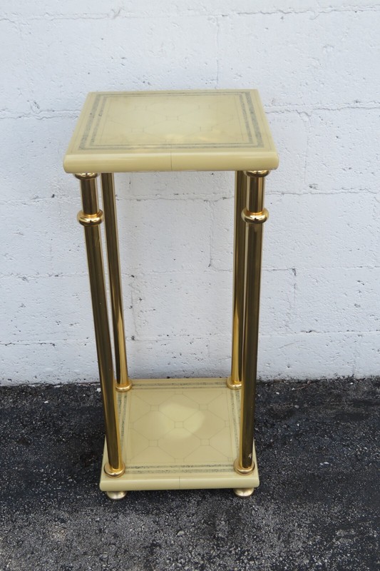 Vintage Stone and Brass Finish Flower Statue Stand Pedestal Table 4907 gallery