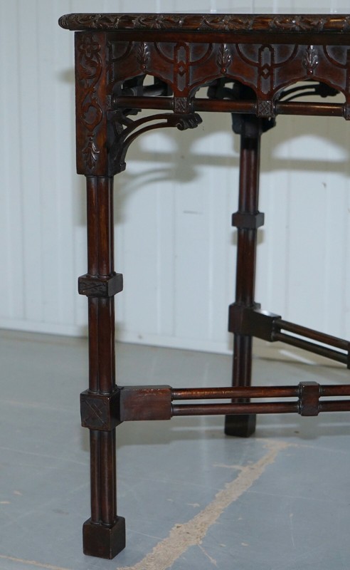 RARE 19TH CENTURY THOMAS CHIPPENDALE CLUSTERED COLUMN LEG SILVER TEA SIDE TABLE gallery