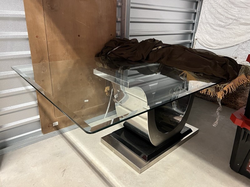 Glass Table With 6 Leather Chair gallery