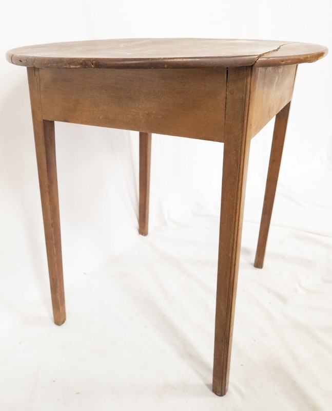 Antique Rustic Americana 19th Century Pine Tavern Oval Top Table Folk Art gallery