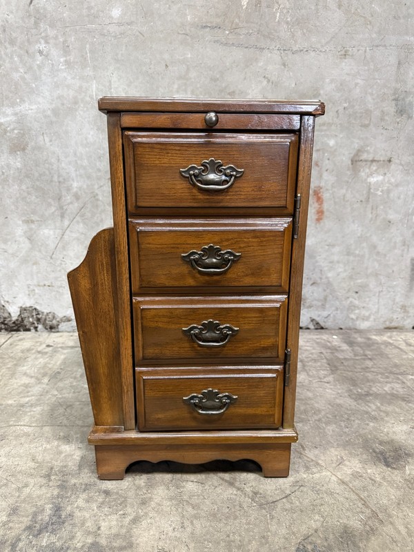 Vintage Butler Specialty Gregory Cherry Wood Side Table 24″ Cabinet