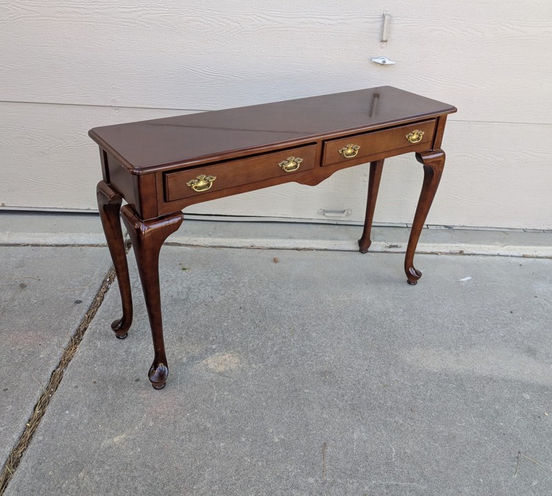 Vintage Bombay Company Queen Anne Mahogany Wood Console Sofa Table 2-Drawer M97