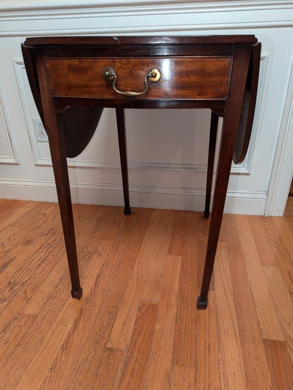 19th Century George III Pembroke Table With Satinwood Inlay, Circa 1790-1810 gallery