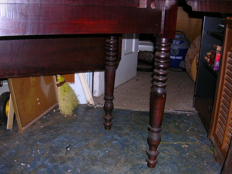 1800s ANTIQUE DROP-LEAF TABLE,"SEE OLD SCREW PIC.(4) SAW CUTS IN PICTURE ( 7 ) gallery