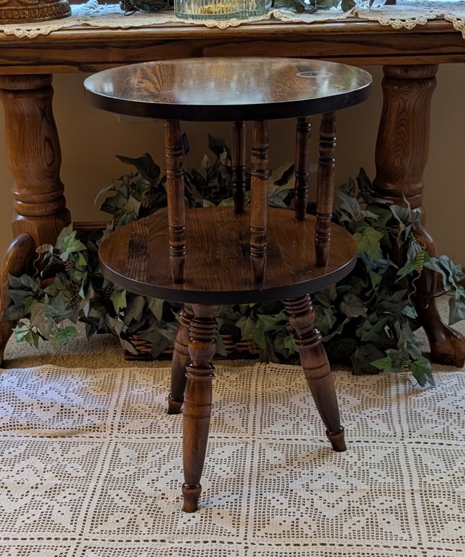 Vtg George B. Bent 2 Tier Maple Wood Round tri-leg Lamp End Table Night Stand gallery