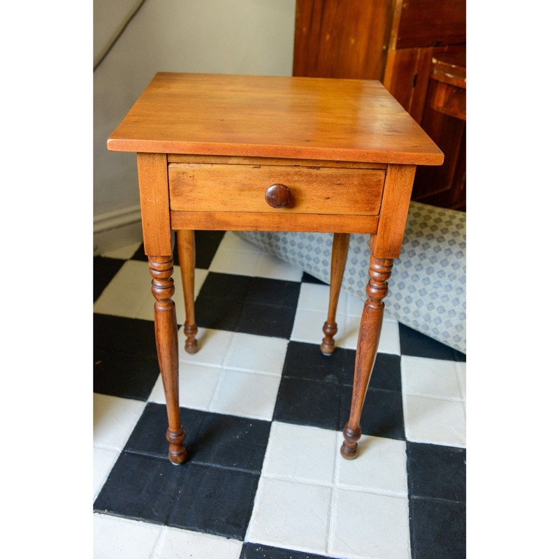 Antique American Sheraton Maple One Drawer Stand c. Mid 19th Century
