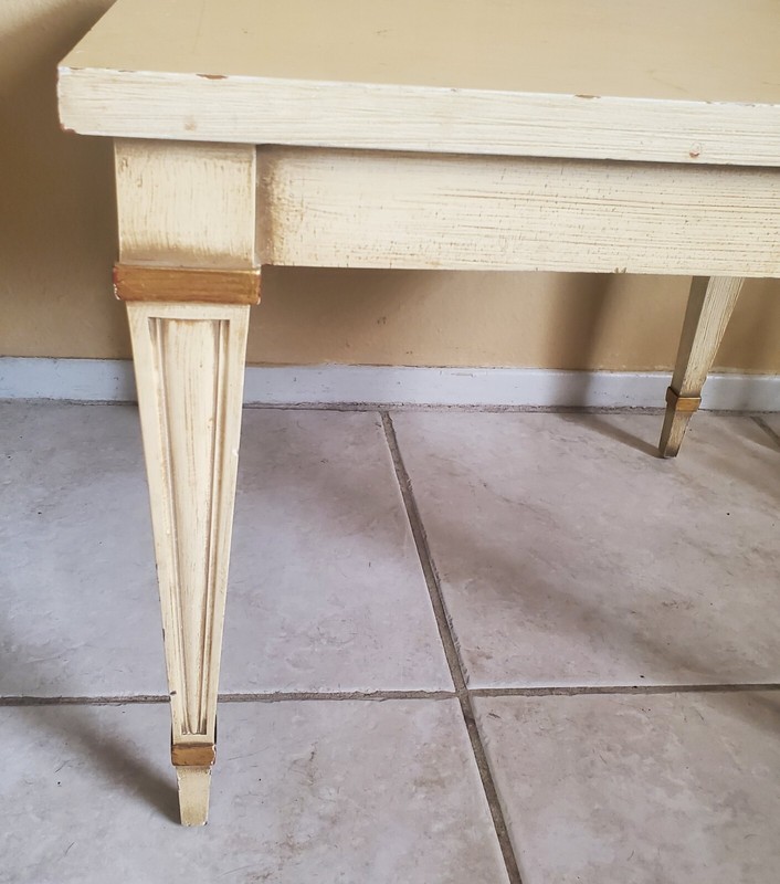 W.A. Berkey & Widdicomb yellow mid century Lewie XVI style side table gallery