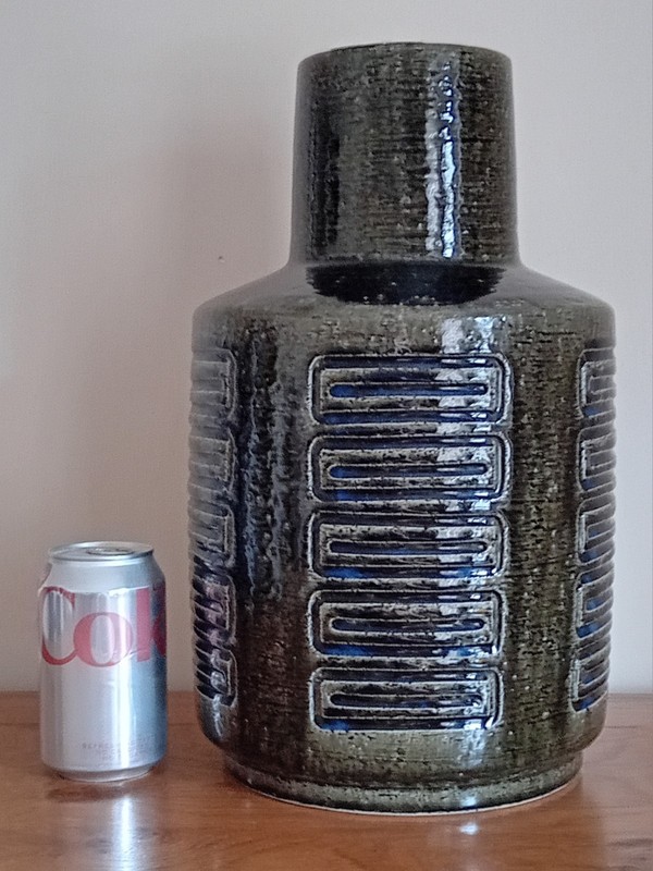 VINTAGE LARGE PALSHUS CHAMOTTE GREEN VASE BY PER LINNEMANN – SCHMIDT – MINT