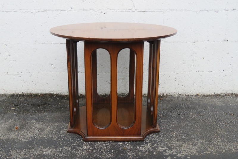 Mid Century Modern Round Top Side End Lamp Table 3635