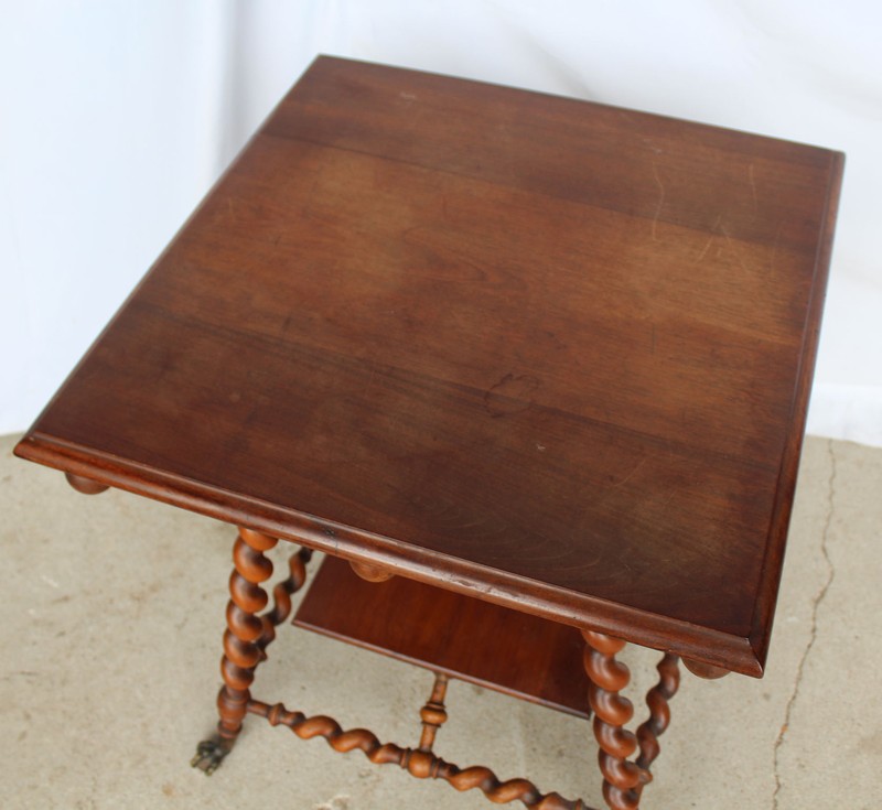 Antique Mahogany Lamp Table – Merklen Furniture Company – gallery
