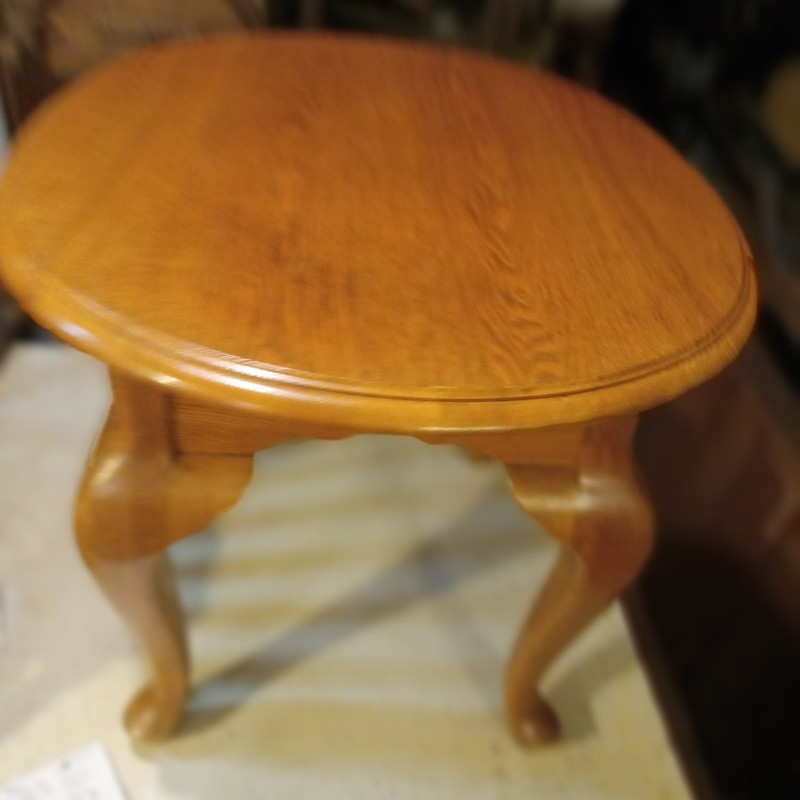 Solid Oak End Table / Side Table (ET820)