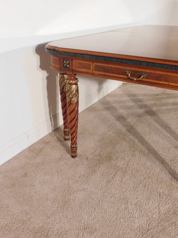 HENREDON Grand Provenance Dining Table gallery