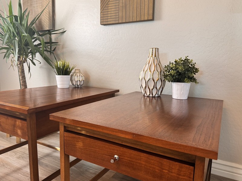 Paul McCobb for Lane Delineator Side Tables - A Pair gallery