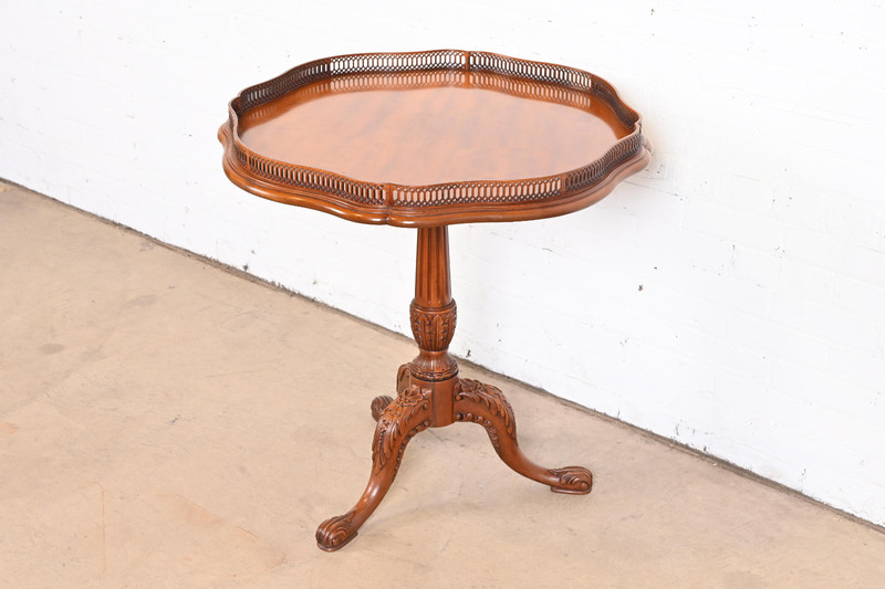 John Widdicomb English Chippendale Carved Mahogany Pedestal Tea Table gallery