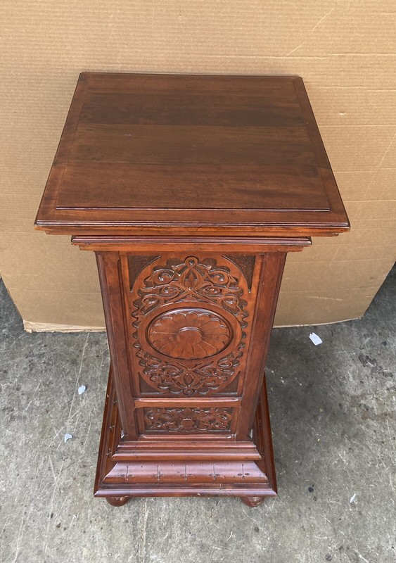 WALNUT CARVED PEDESTAL, ATTR. PABST gallery