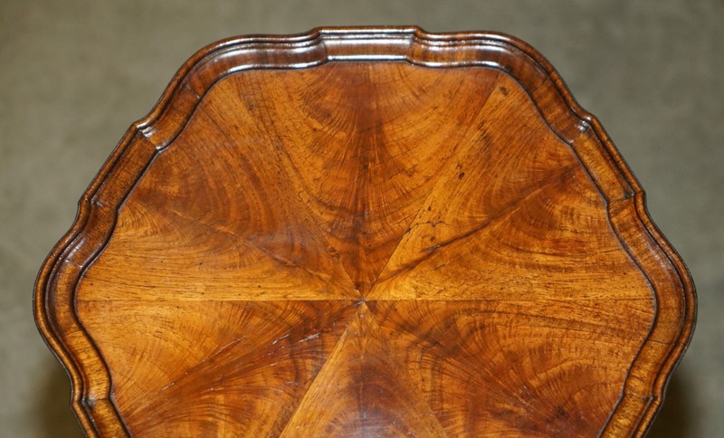 FULLY RESTORED ANTIQUE CHARLES TOZER OYSTER MAHOGANY TRIPOD SIDE END LAMP TABLE gallery