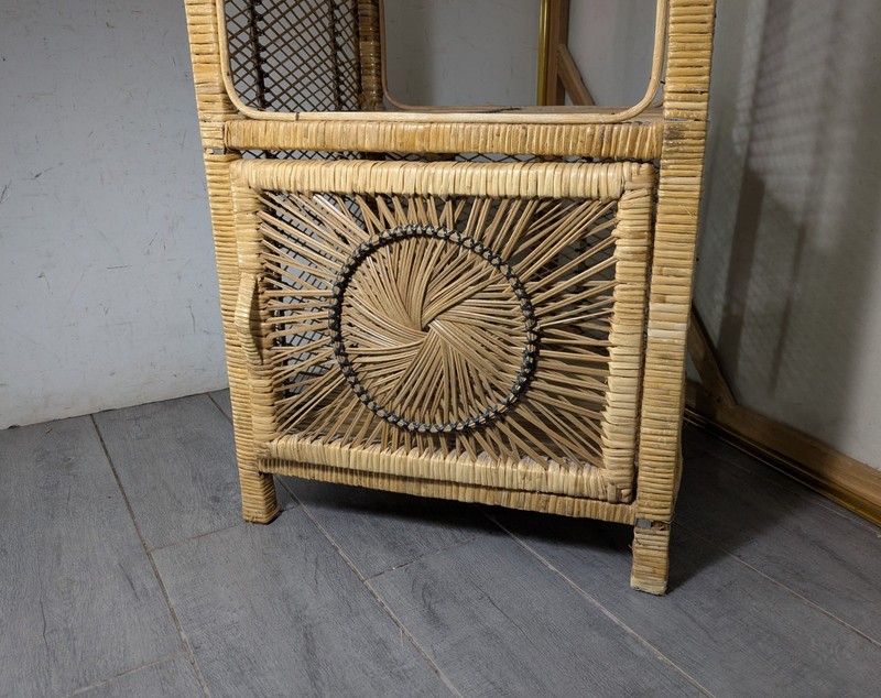 Vintage Peacock Wicker Rattan Table Nightstand Boho Chic Coastal Sunburst MCM V7 gallery