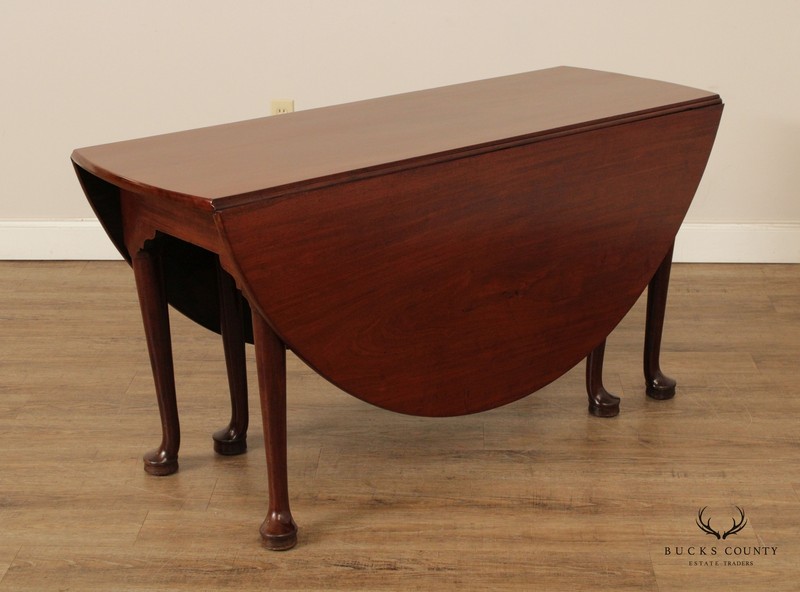 Antique Queen Anne Style Mahogany Gate-Leg Drop-Leaf Dining Table gallery