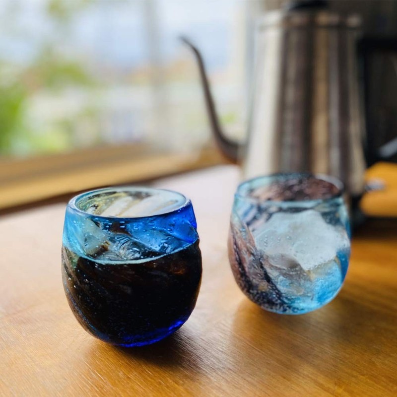 Ryukyu Glass Rocks Glass Okinawa Souvenir Churaumi Barrel Glass Light Blue Blue gallery