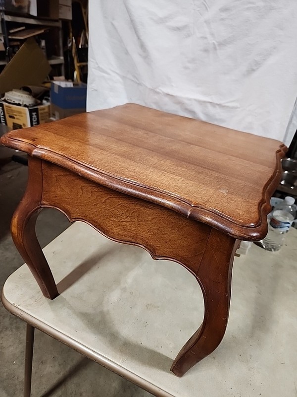 ANTIQUE FRENCH PROVENCIAL CARVED SIDE/END TABLE OLD CURVED LEGS VTG SOLID WOOD