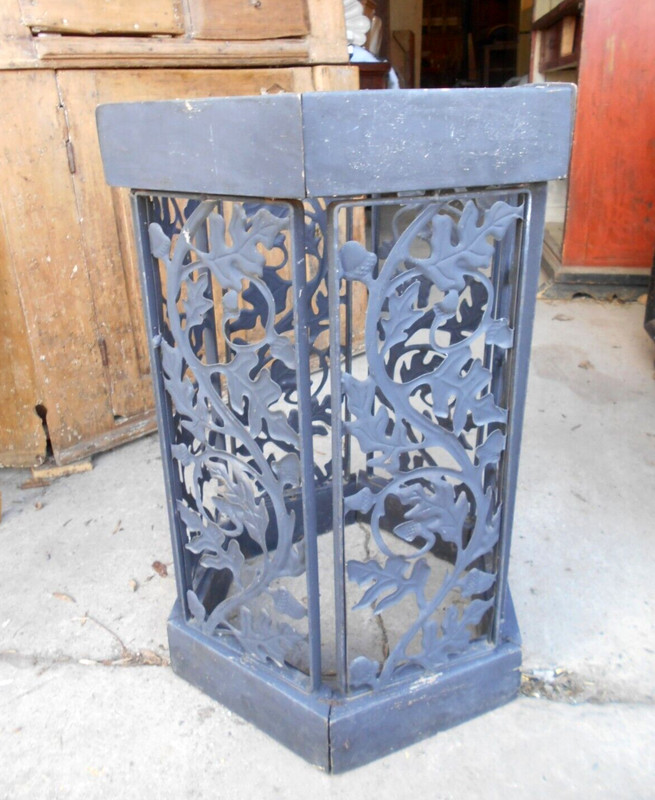 VINTAGE 6 SIDED PEDESTAL WITH FLORAL METAL CUTOUT PANELS