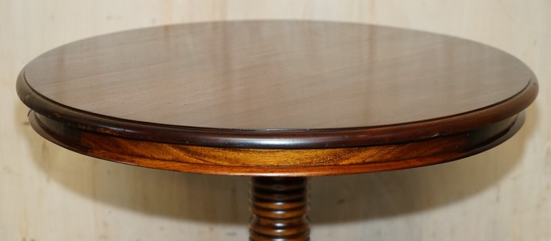LOVELY 1950'S VINTAGE SOLID MAHOGANY EXTRA LARGE SIDE TABLE MEDIUM COFFEE TABLE gallery