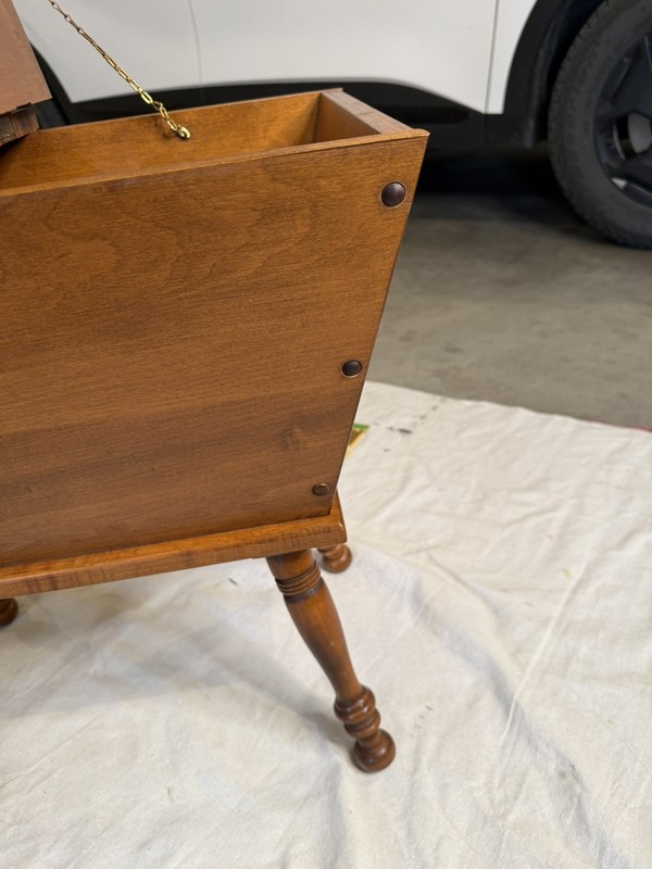 Vintage Rustic Country Colonial Maple Dough Box End Table Lift Top Lid gallery