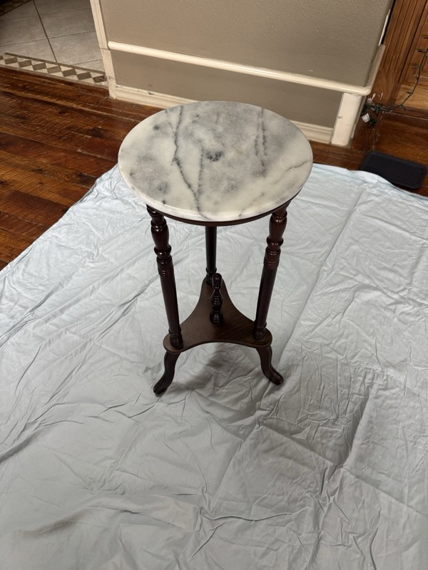 Large American French Country Mahogany Round Marble Top Pedestal Stand Table 28″