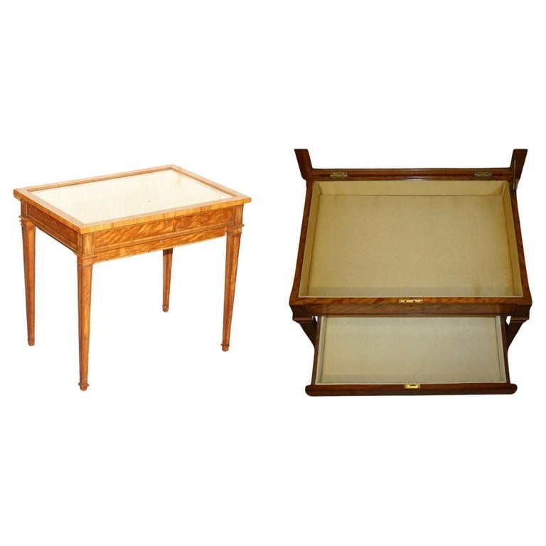 ANTIQUE SATINWOOD BIJOUTERIE GLASS DISPLAY CASE SIDE END TABLE FOR TRINKETS ETC