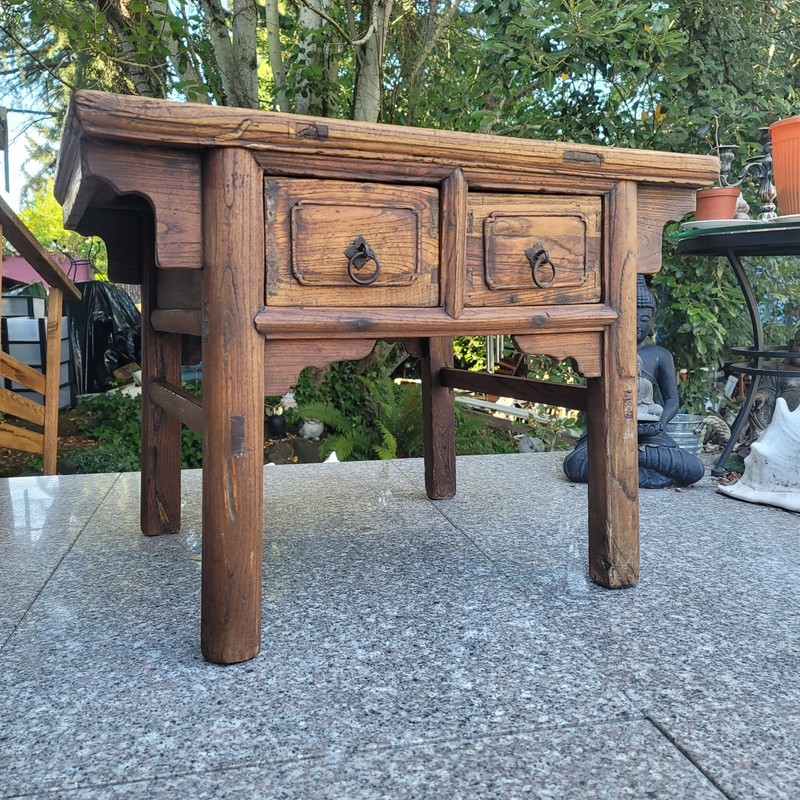 Antique Solid Elmwood Accent Table 19th Century