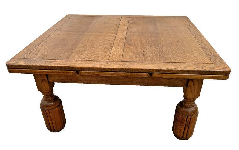 Farmhouse English Tudor Expansion Coffee Table Turned Bulbous legs Quarter sawed gallery
