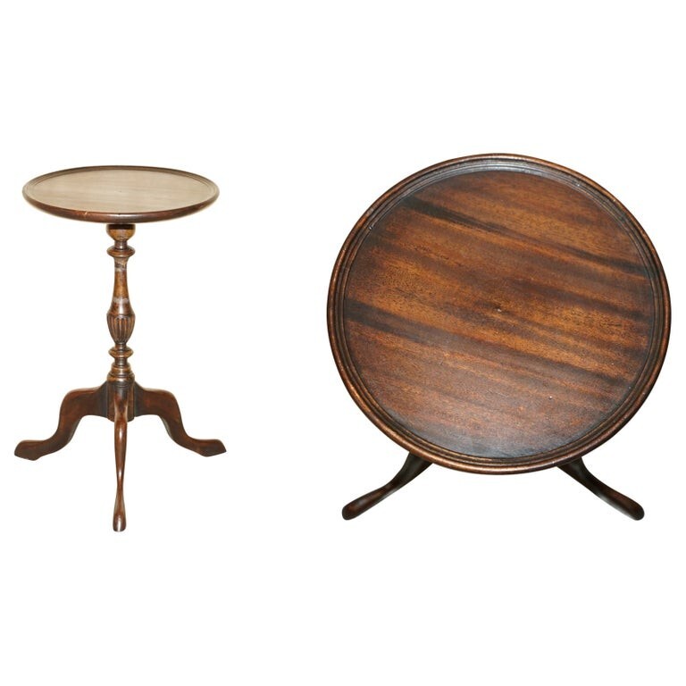 VINTAGE LIGHT MAHOGANY WITH SCULPTED LEGS TRIPOD LAMP SIDE END WINE TABLE