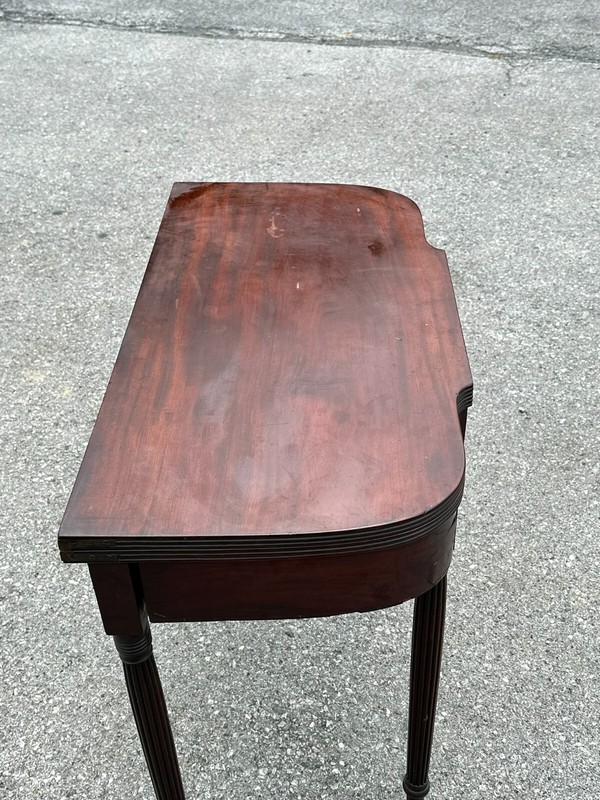 Antique Sheraton Philadelphia game card console table reeded mahogany gallery