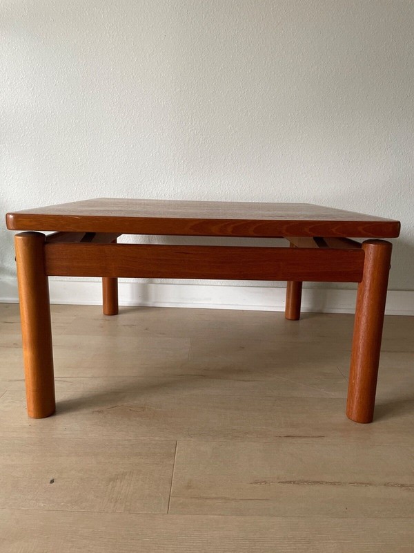 trioh floating top Midcentury modern accent table made in Denmark  gallery