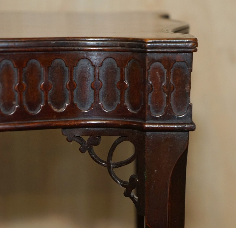 FULLY RESTORED ANTIQUE HOWARD & SONS THOMAS CHIPPENDALE KETTLE STAND SIDE TABLE gallery