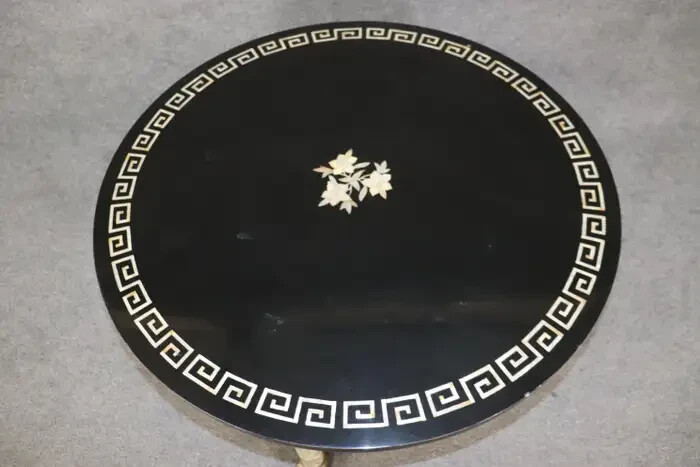 Italian Neoclassical Green Onyx and Mother of Pearl Inlaid Center Table gallery