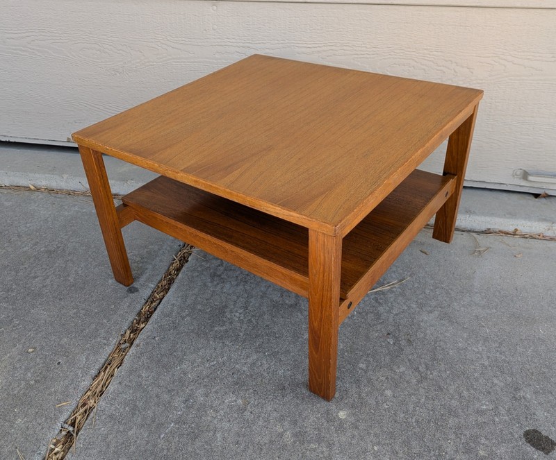 Vintage Mid Century Danish Modern Teak Wood 2-Tier Coffee Table Sweden T47