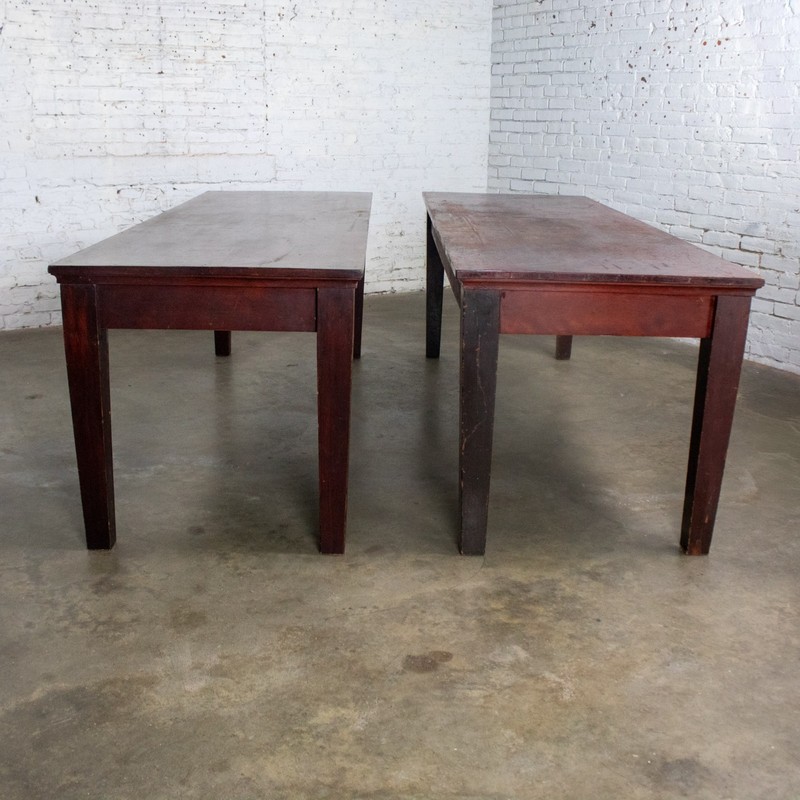 Early 20th Rustic Mahogany Farmhouse Harvest Dining Table Distressed Finish gallery