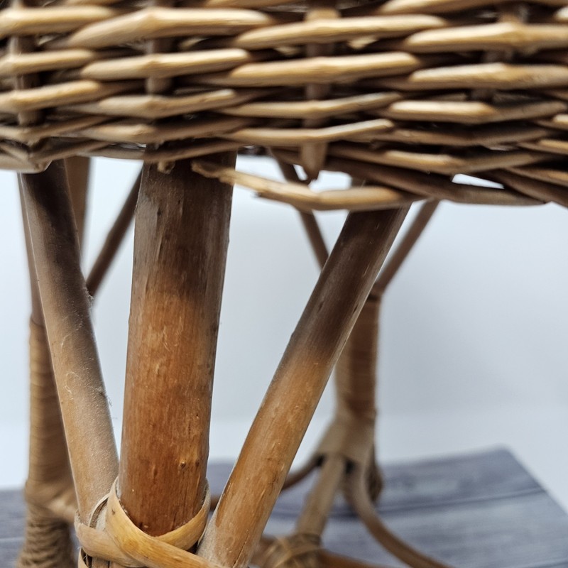 VTG WOVEN WICKER RATTAN PLANT STAND STOOL SMALL SIDE TABLE 13 In Tall 10.5 Wide gallery