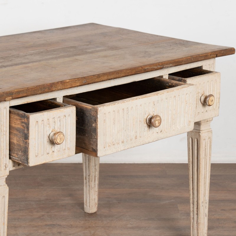 19th Century Original Painted Swedish Pine Side Table Console gallery