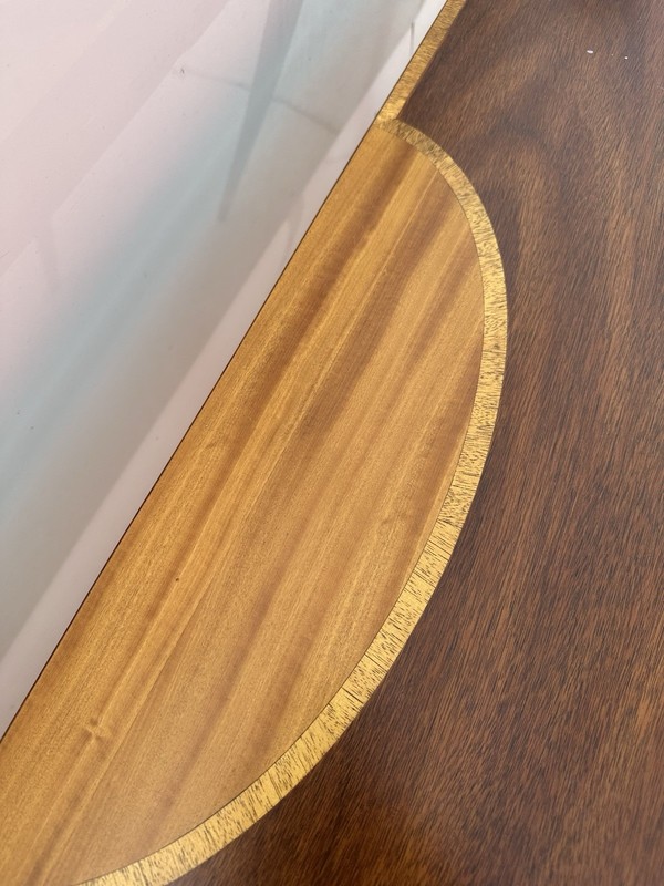 FEDERAL STYLE LARGE MAHOGANY CONSOLE TABLE IN EXCELLENT CONDITION gallery