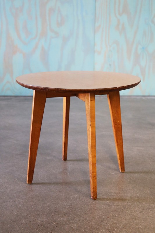 Mid century Modern 1950s Jens Risom Style Birch Table with splay legs gallery